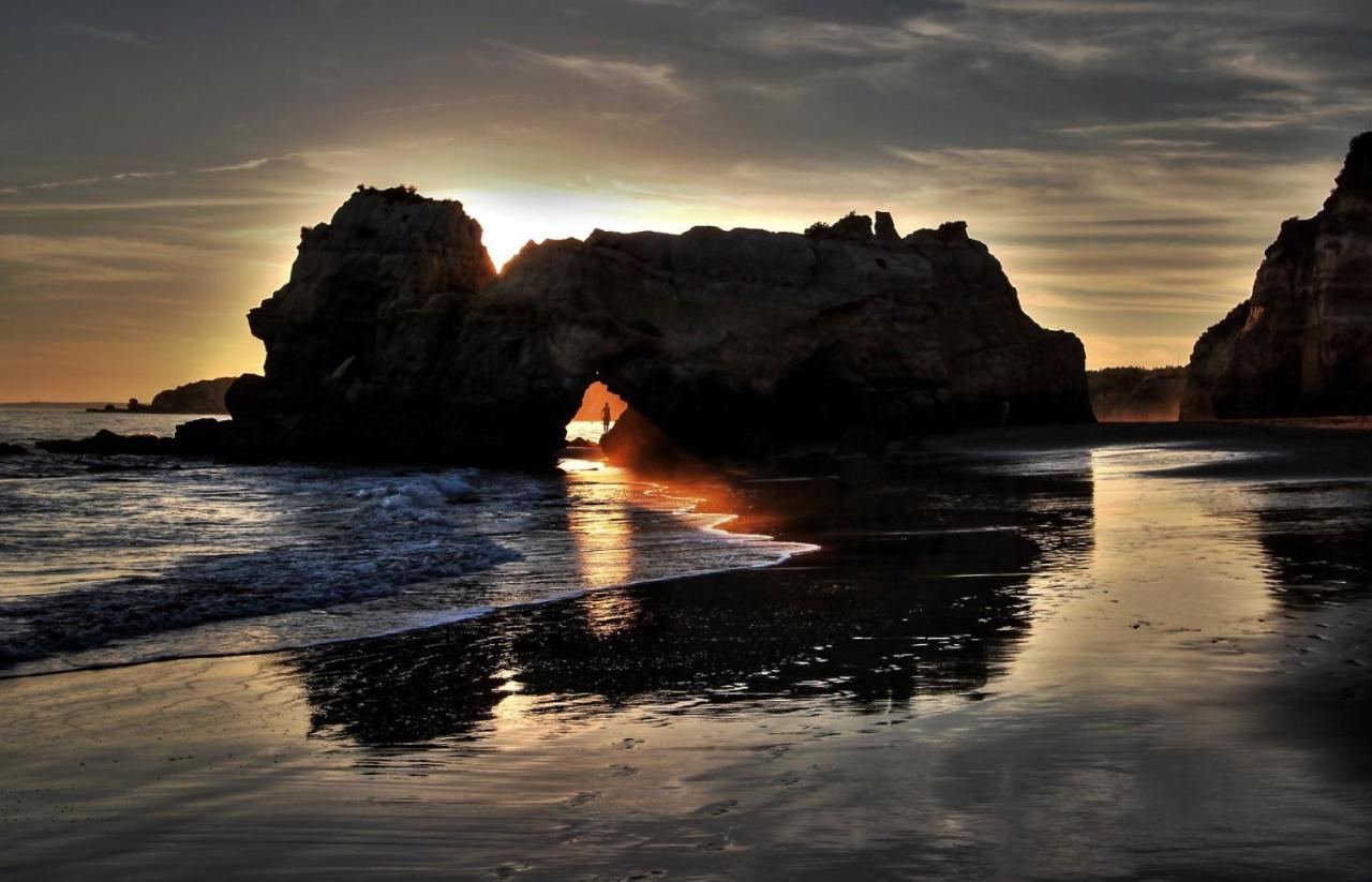 Cozy Sunny Apartment Wi-Fi & Ac Alvor Bagian luar foto