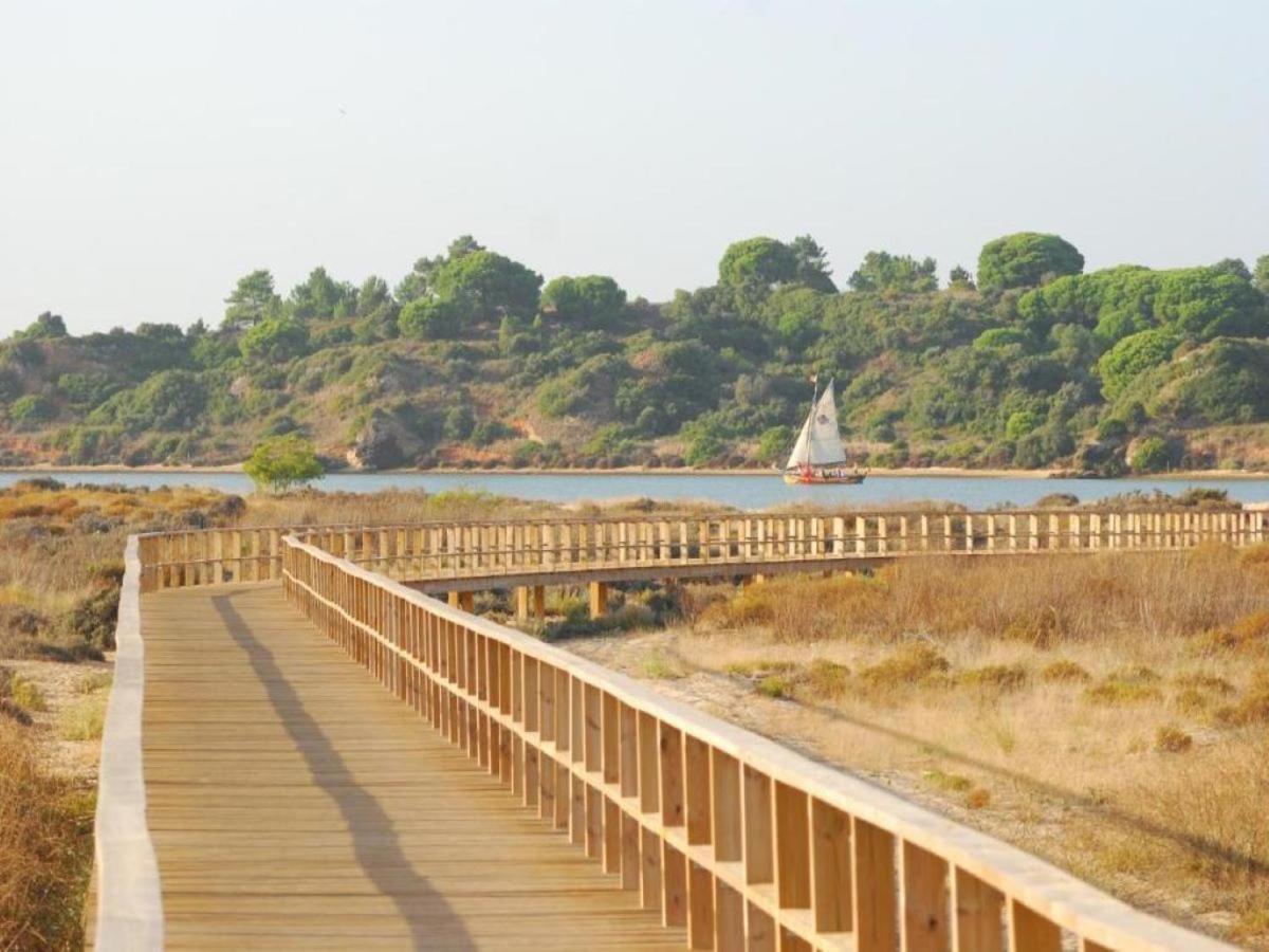 Cozy Sunny Apartment Wi-Fi & Ac Alvor Bagian luar foto