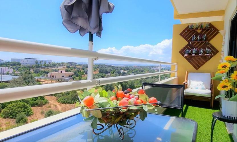Cozy Sunny Apartment Wi-Fi & Ac Alvor Bagian luar foto