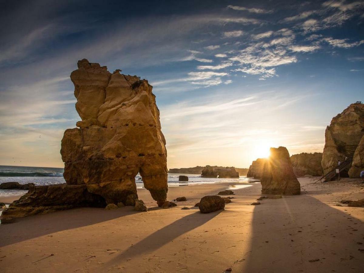 Cozy Sunny Apartment Wi-Fi & Ac Alvor Bagian luar foto